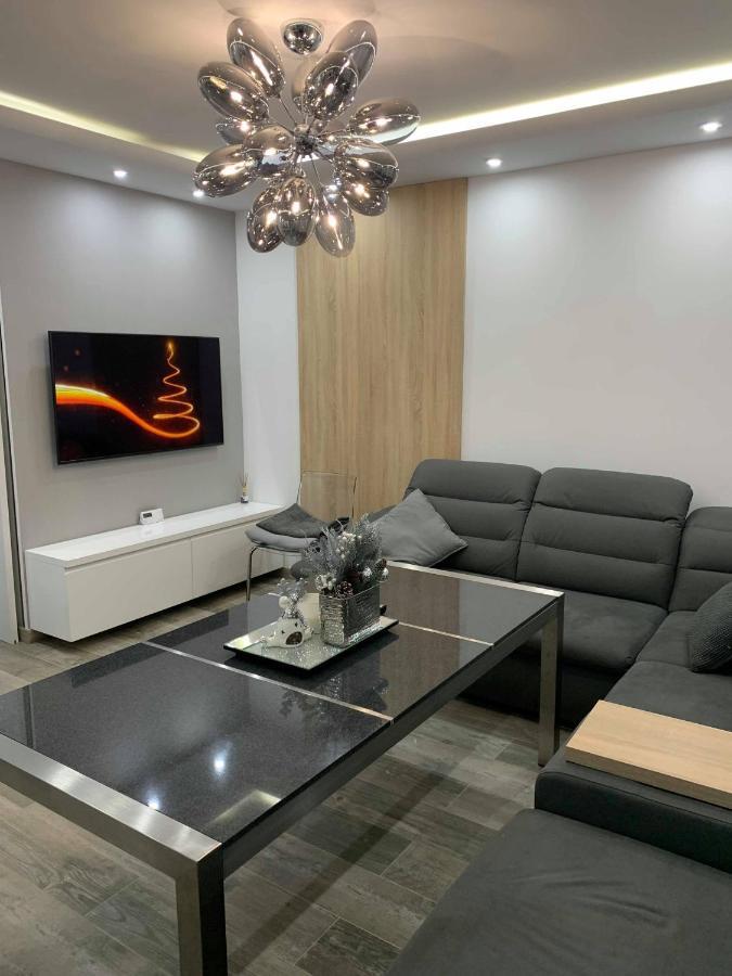 Prestige Line Apartament Daire Legnica Dış mekan fotoğraf