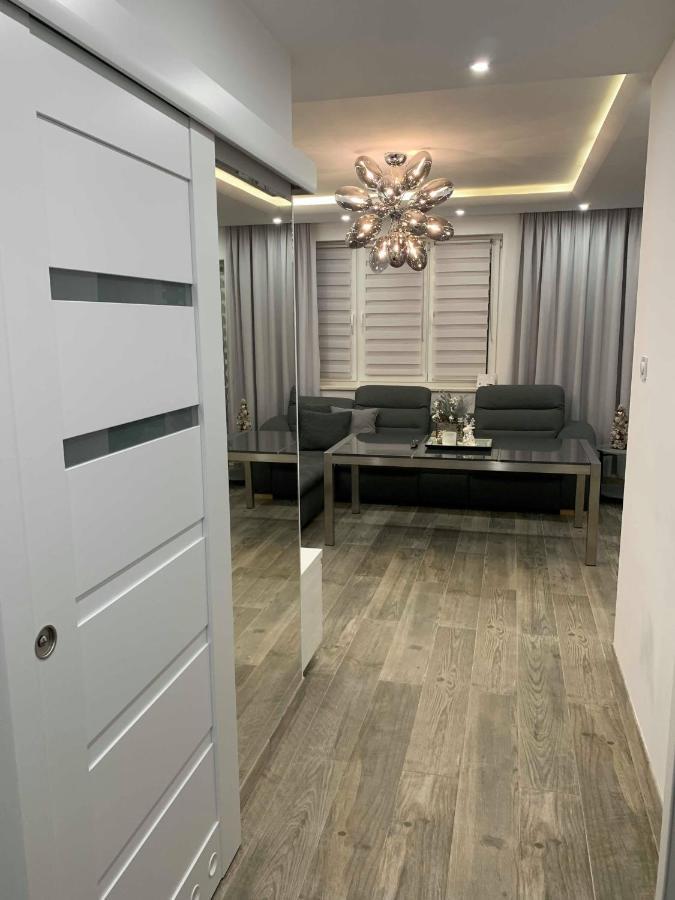 Prestige Line Apartament Daire Legnica Dış mekan fotoğraf